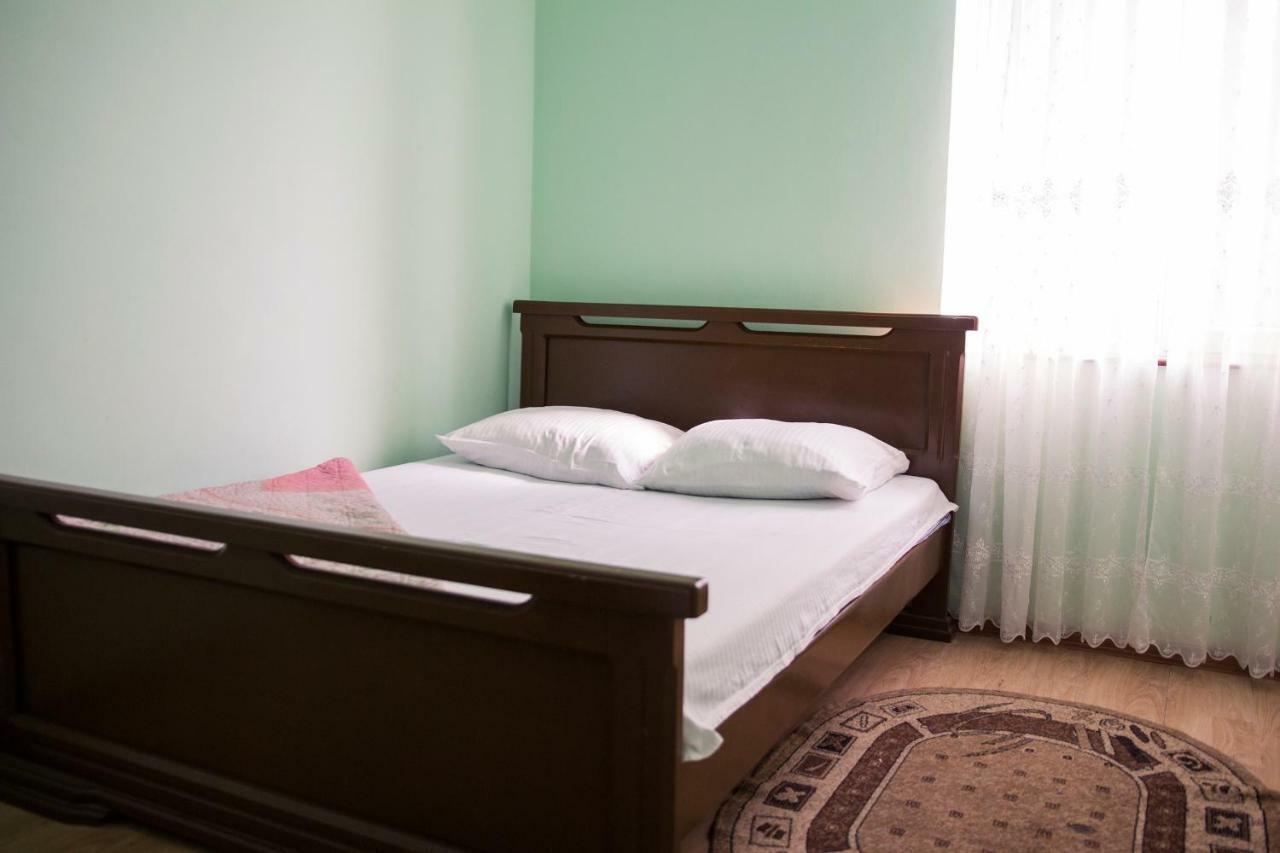 Zvartnots Ojakh Hotell Jerevan Exteriör bild