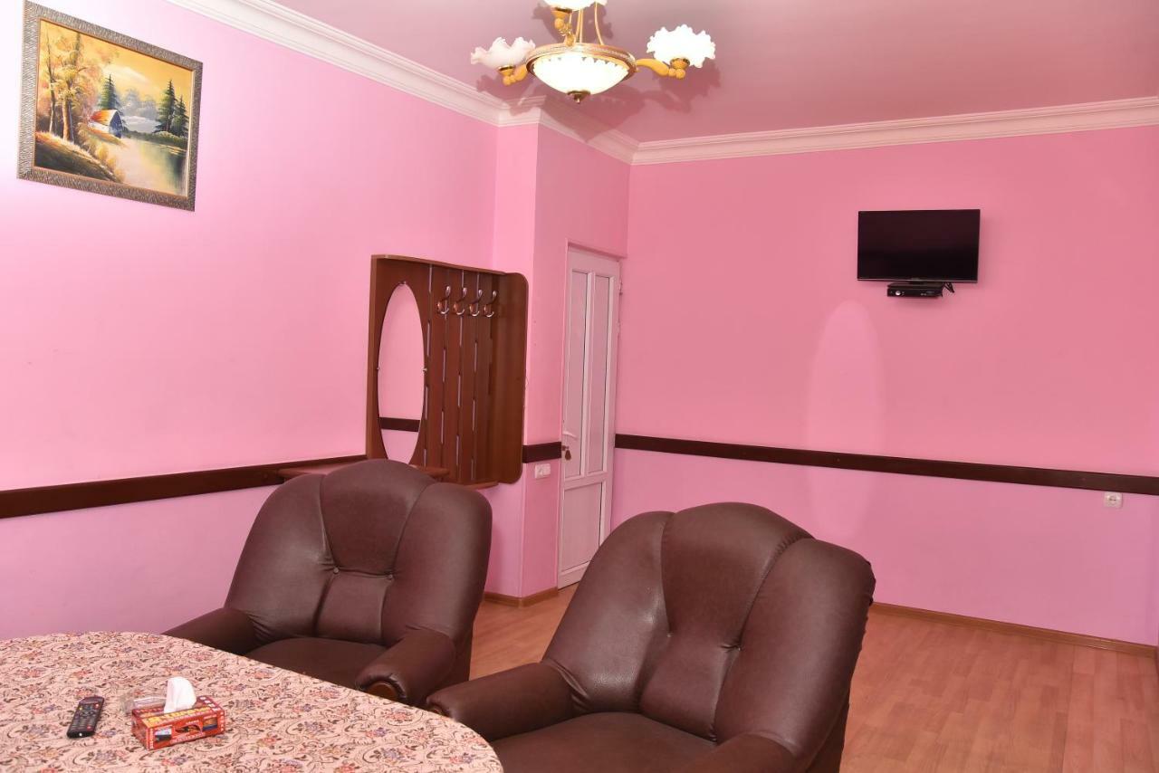 Zvartnots Ojakh Hotell Jerevan Exteriör bild